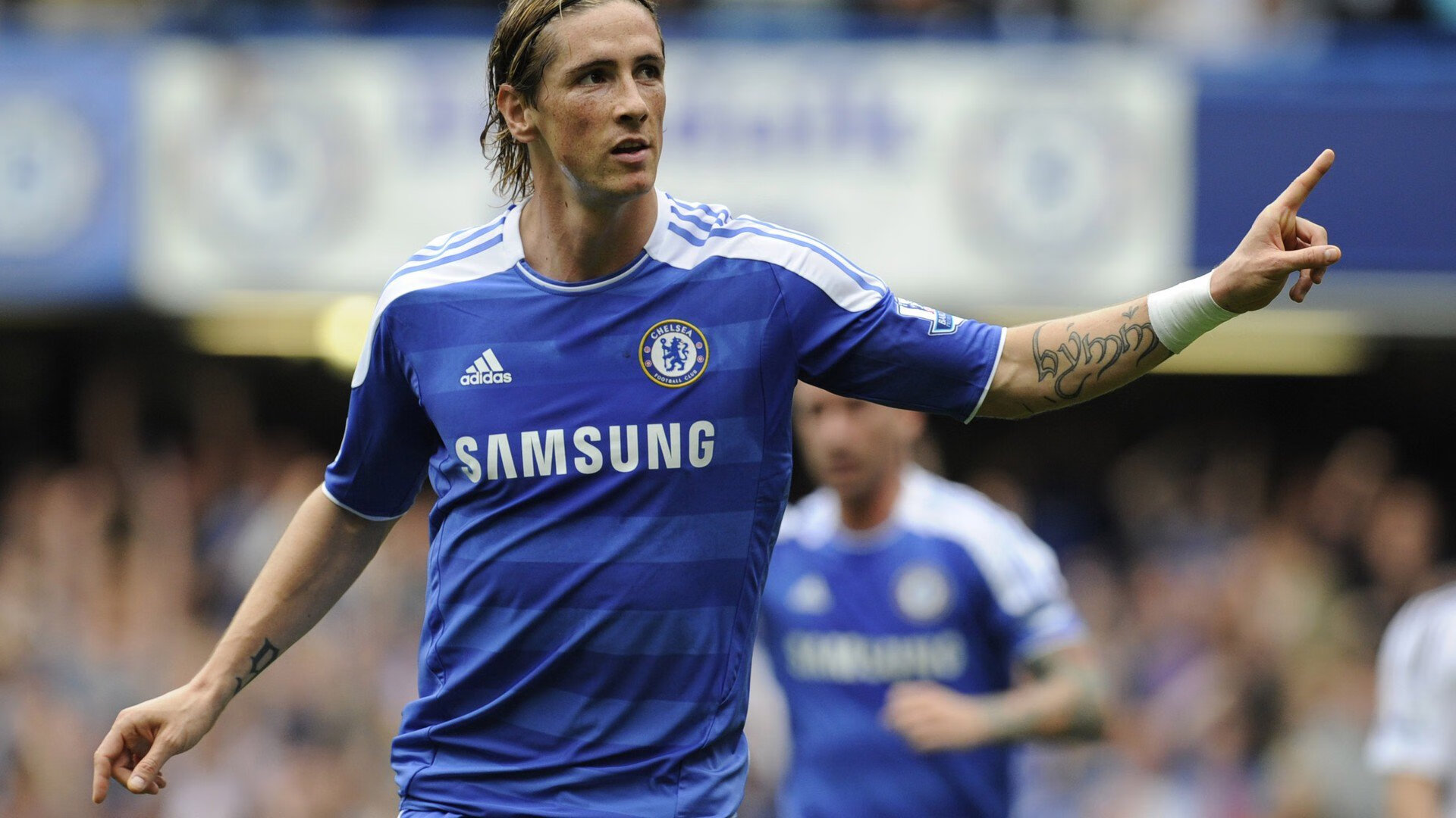 英超焦点战曼联客场1比0小胜布莱顿 新任前锋破门首秀即成关键先生